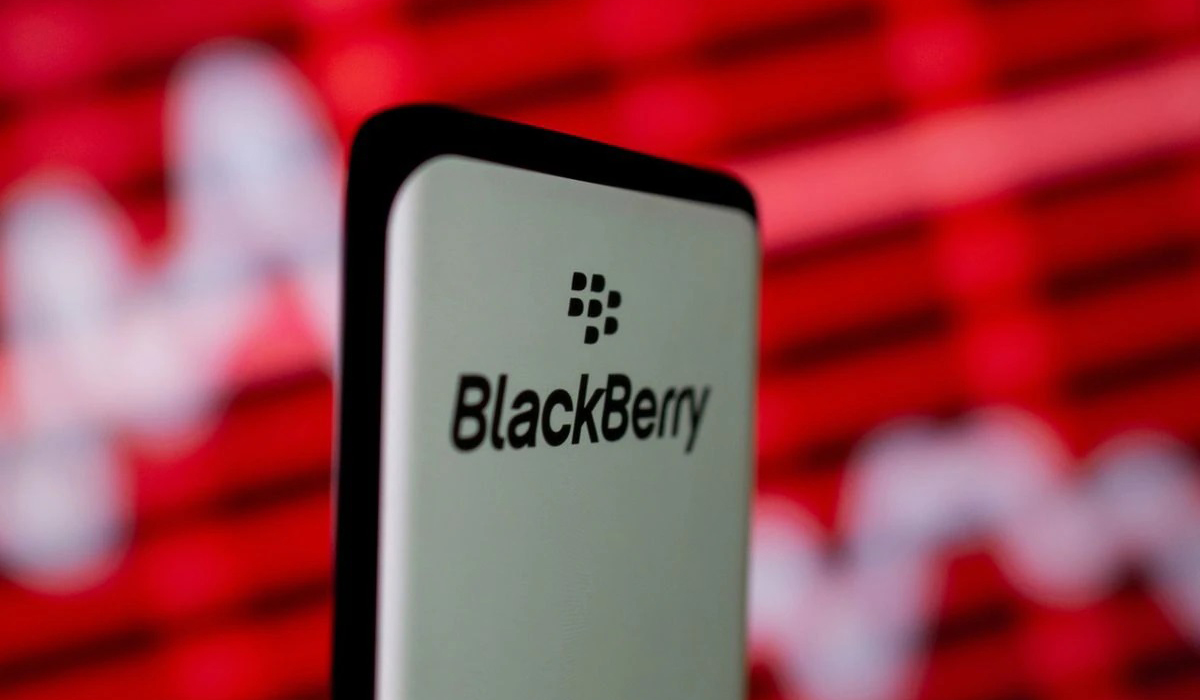 BlackBerry beats quarterly revenue expectations on cybersecurity boost